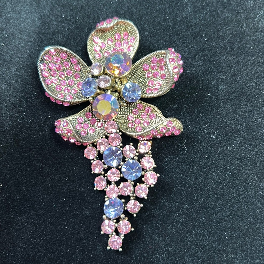 Vintage Ornate Pink and Blue Crystal Brooch.